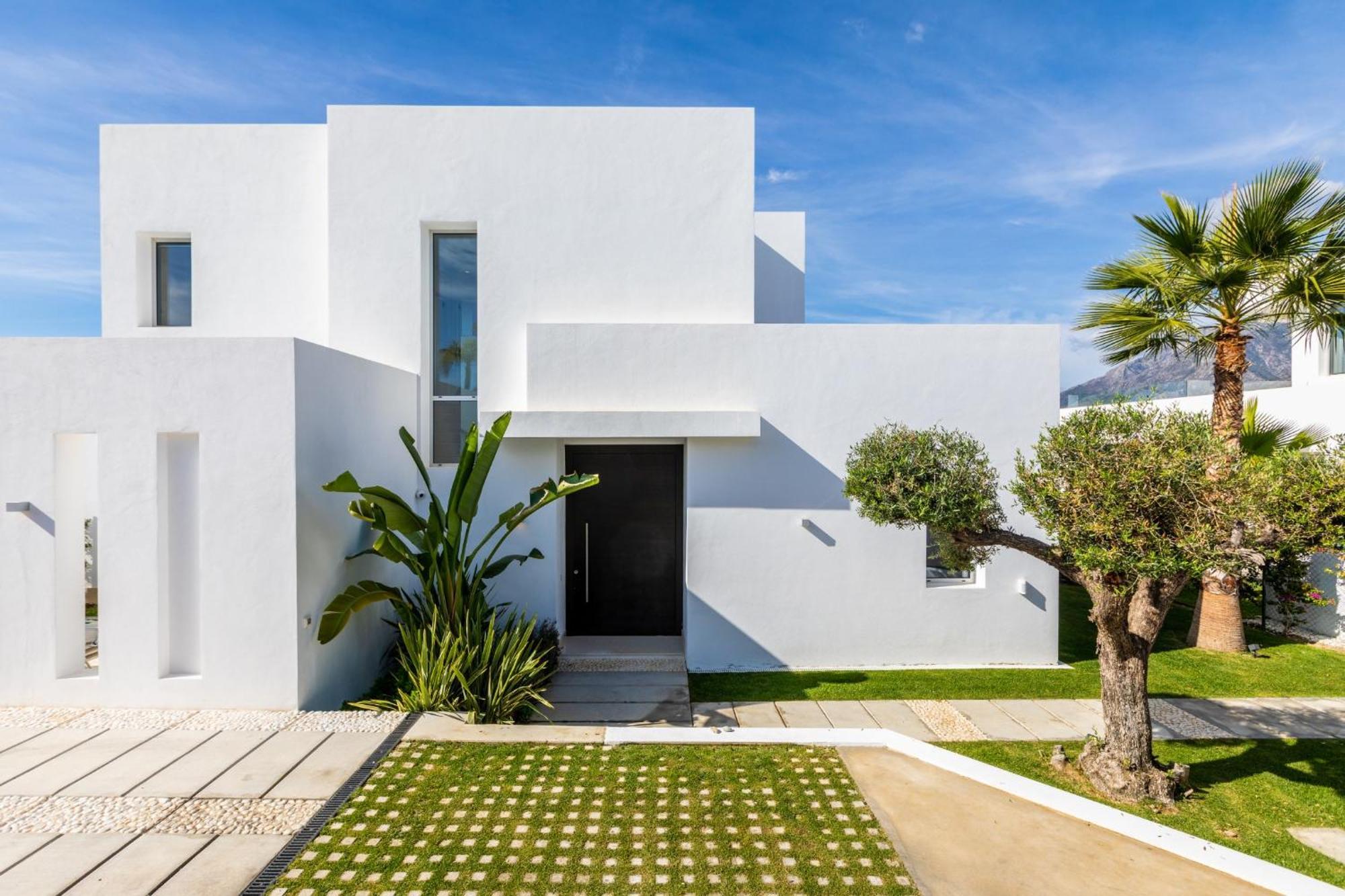 Beautiful With Amazing Views Villa Marbella